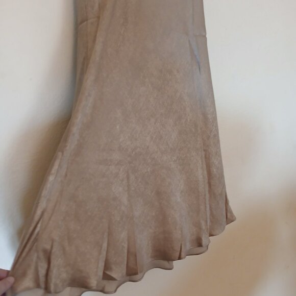 Lucy Paris NWT Glittery Gold Katianna Maxi Skirt Women's Medium - Picture 9 of 10